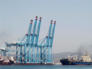 Terminales de contenedores del Puerto de Algeciras (Cádiz) Terminales de contenedores del Puerto de Algeciras (Cádiz)