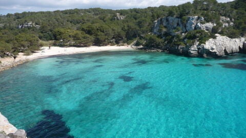 Las mejores playas con agua cristalina para practicar snorkel en España