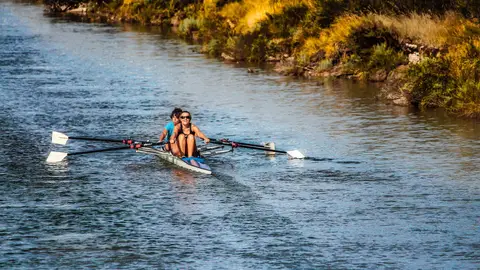 Remo, Roses, España Destinos perfectos para practicar deportes acuáticos