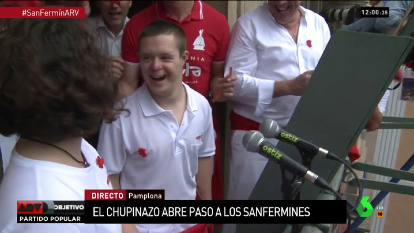 Ibai y Leire lanzan el chupinazo que da comienzo a San Ferm&iacute;n