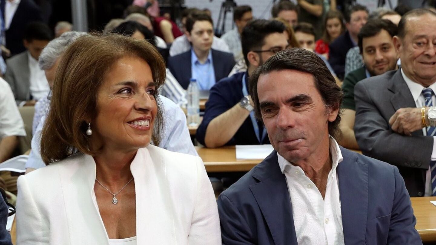 Jos&eacute; Mar&iacute;a Aznar junto a Ana Botella