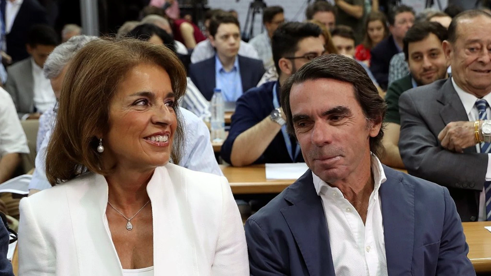 José María Aznar junto a Ana Botella