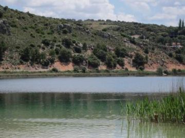 En la imagen las Lagunas de Ruidera en Ciudad Real En la imagen las Lagunas de Ruidera en Ciudad Real