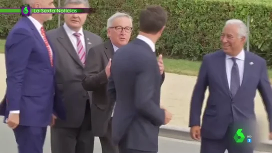 ¿Ciática o un "problema con la bebida"?: Jon Plazaola analiza pasito a pasito todas las fases del surrealista momento de Juncker ¿Ciática o un "problema con la bebida"?: Jon Plazaola analiza pasito a pasito todas las fases del surrealista momento de Juncker