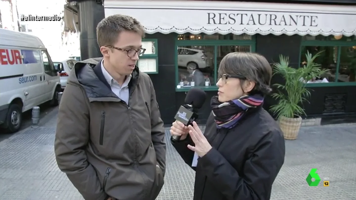 Cuando El Intermedio descubrió al Íñigo Errejón más personal: "Una vez me dejaron por SMS y jode" Cuando El Intermedio descubrió al Íñigo Errejón más personal: "Una vez me dejaron por SMS y jode"
