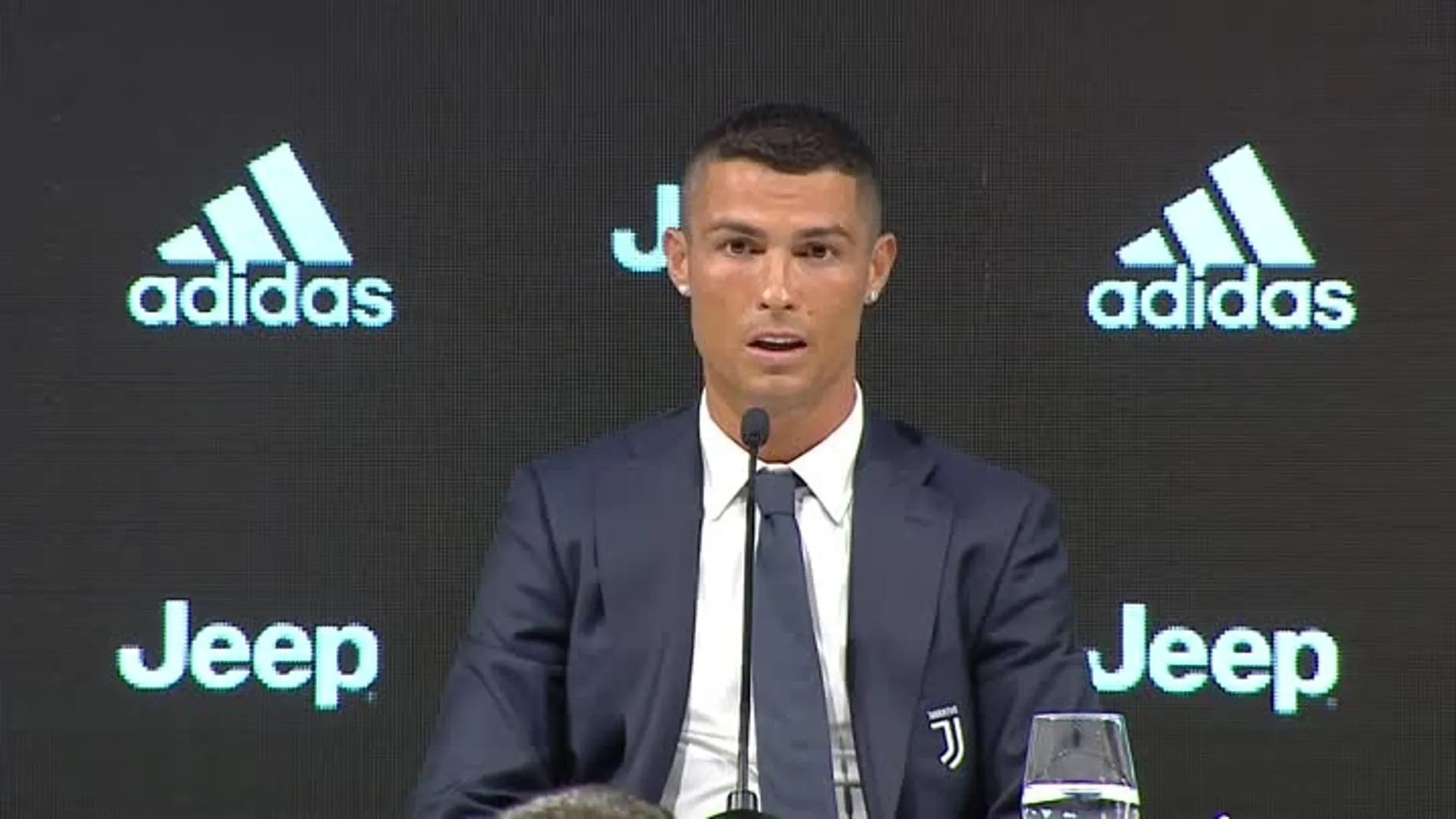 Cristiano Ronaldo, en su presentación con la Juventus