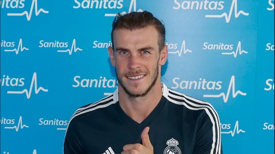 Gareth Bale pasando el reconocimiento médico Gareth Bale pasando el reconocimiento médico