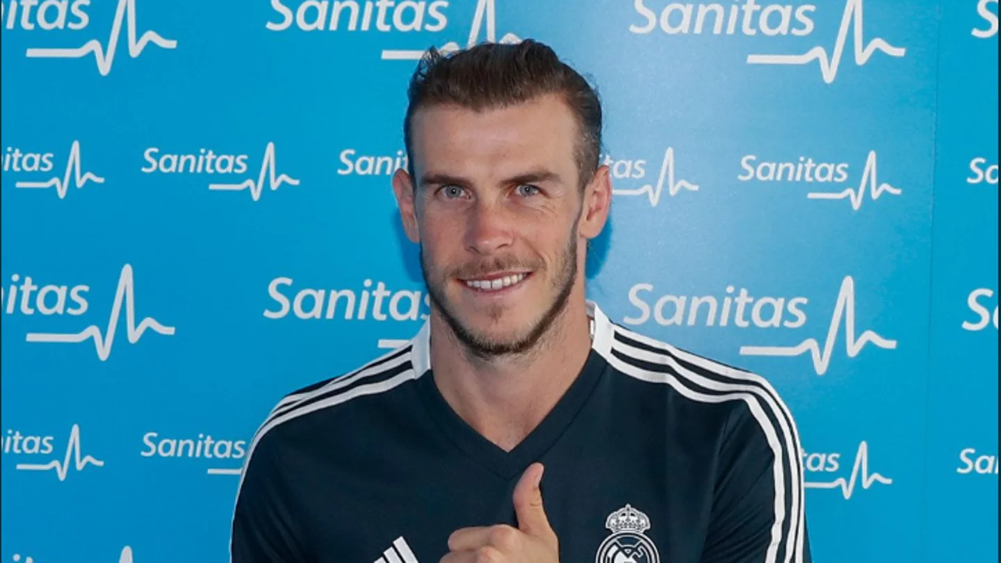 Gareth Bale pasando el reconocimiento médico Gareth Bale pasando el reconocimiento médico
