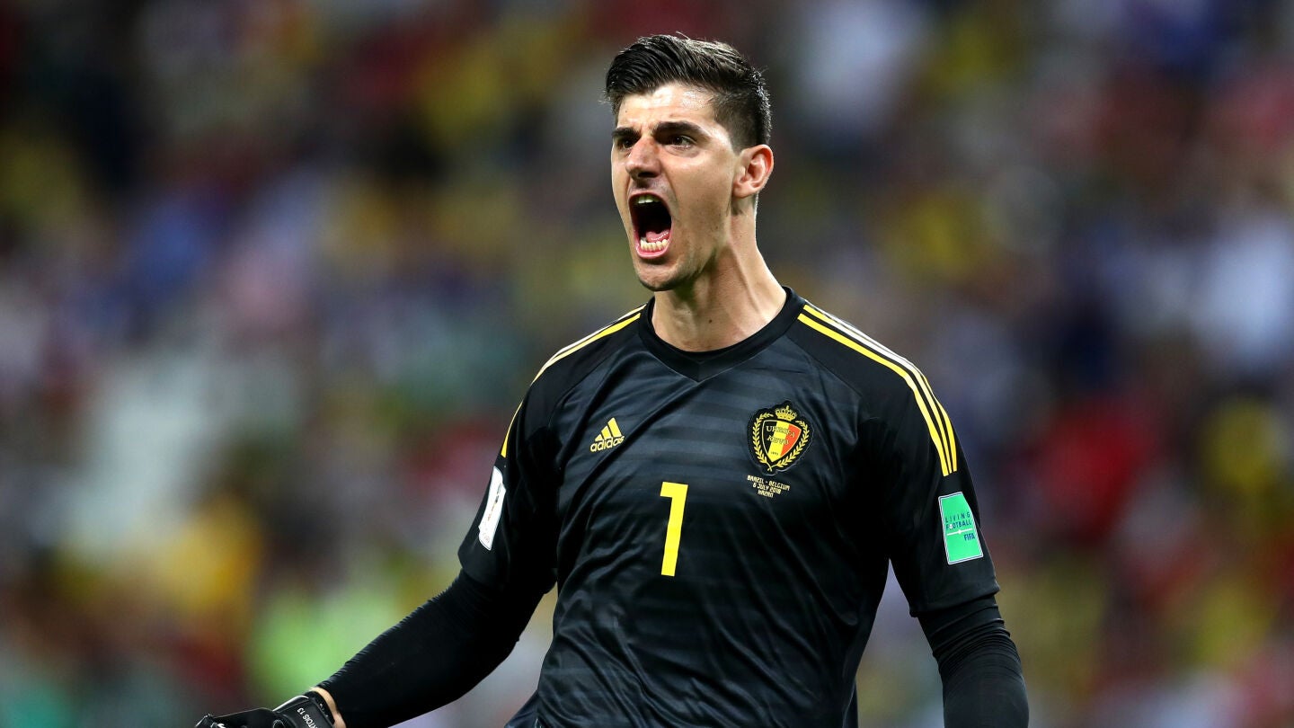 Courtois celebra un gol de B&eacute;lgica en el Mundial de Rusia
