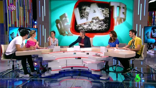 La peineta de Cristina Pedroche a David Amor La peineta de Cristina Pedroche a David Amor
