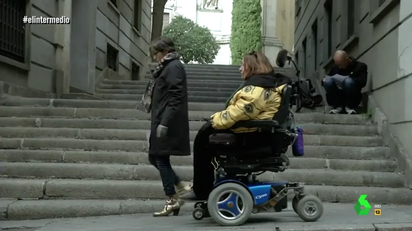Cuando Rosana Torres mostró las dificultades de las personas de movilidad reducida en Madrid: "Necesitamos que nos traten como gente normal" Cuando Rosana Torres mostró las dificultades de las personas de movilidad reducida en Madrid: "Necesitamos que nos traten como gente normal"