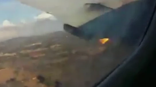 Momento previo a que un avión se estrelle Momento previo a que un avión se estrelle