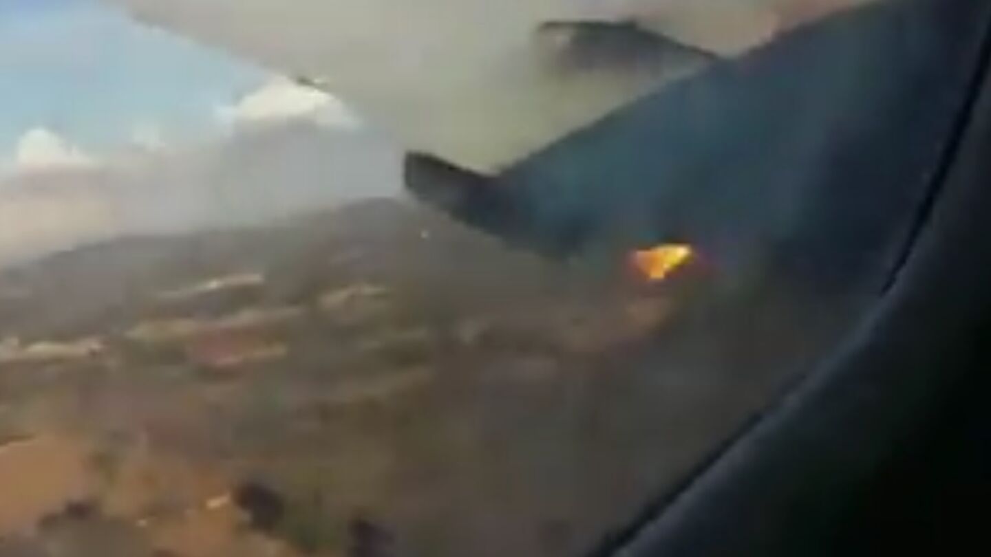 Momento previo a que un avi&oacute;n se estrelle