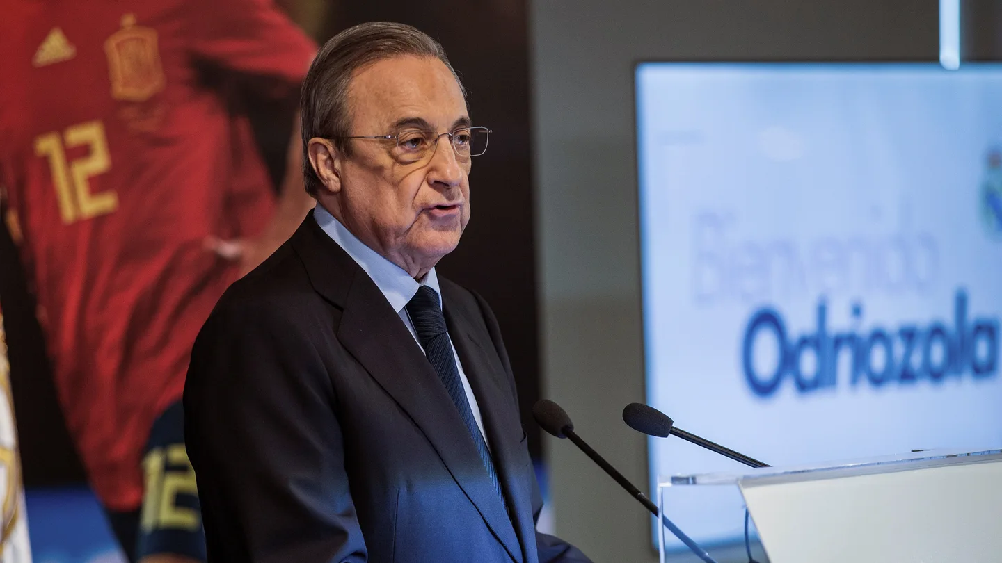 Florentino Pérez habla en el acto en el Bernabéu Florentino Pérez habla en el acto en el Bernabéu