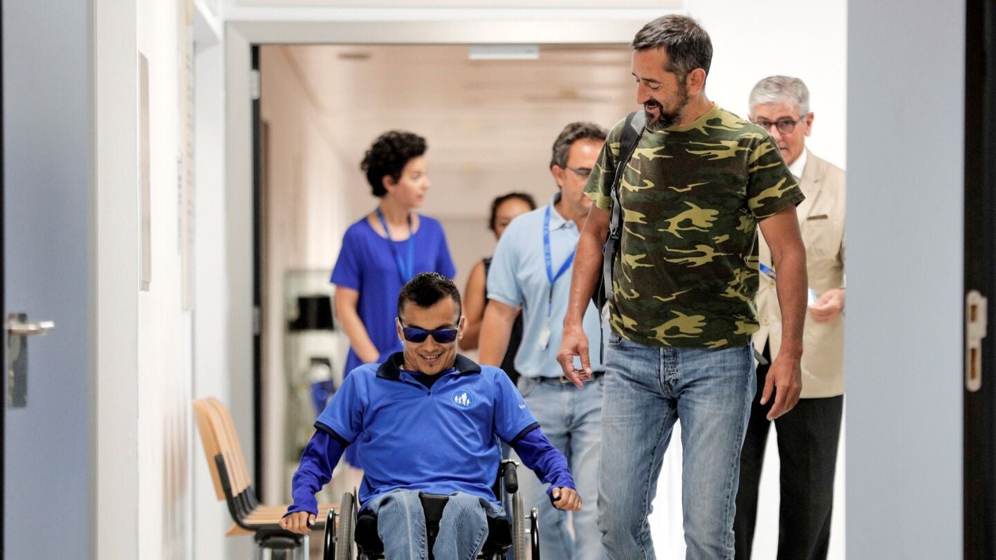 El doctor Pedro Cavadas ha reconstruido una separaci&oacute;n completa de la columna vertebral y la pelvis
