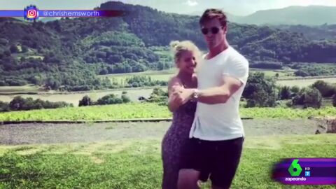 El divertido baile de Elsa Pataky y Chris Hemsworth dándolo todo al ritmo de Despacito: "Puede que alguien vaya un poquito 'T(h)or-cido'"