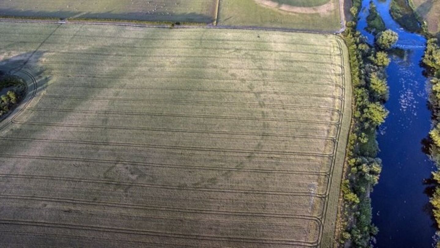 Foto a&eacute;rea del henge descubierto en Irlanda