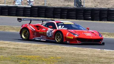 Miguel Molina gana en Portland y se acerca al título de la Pirelli World Challenge Miguel Molina gana en Portland y se acerca al título de la Pirelli World Challenge