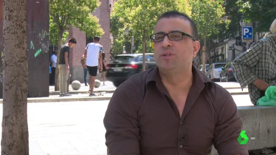 Despedido tras sufrir en el trabajo una agresión homófoba y racista al grito de "maricón, moro de mierda" Despedido tras sufrir en el trabajo una agresión homófoba y racista al grito de "maricón, moro de mierda"