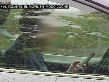 Tráfico propone a las compañías de telefonía implantar el 'modo coche' para evitar distracciones Tráfico propone a las compañías de telefonía implantar el 'modo coche' para evitar distracciones