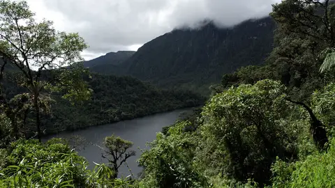 Laguna de los Cóndores Experiencias que solo puedes vivir en Perú