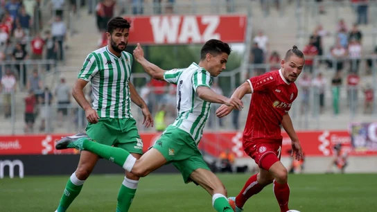 Bartra, con el Betis Bartra, con el Betis