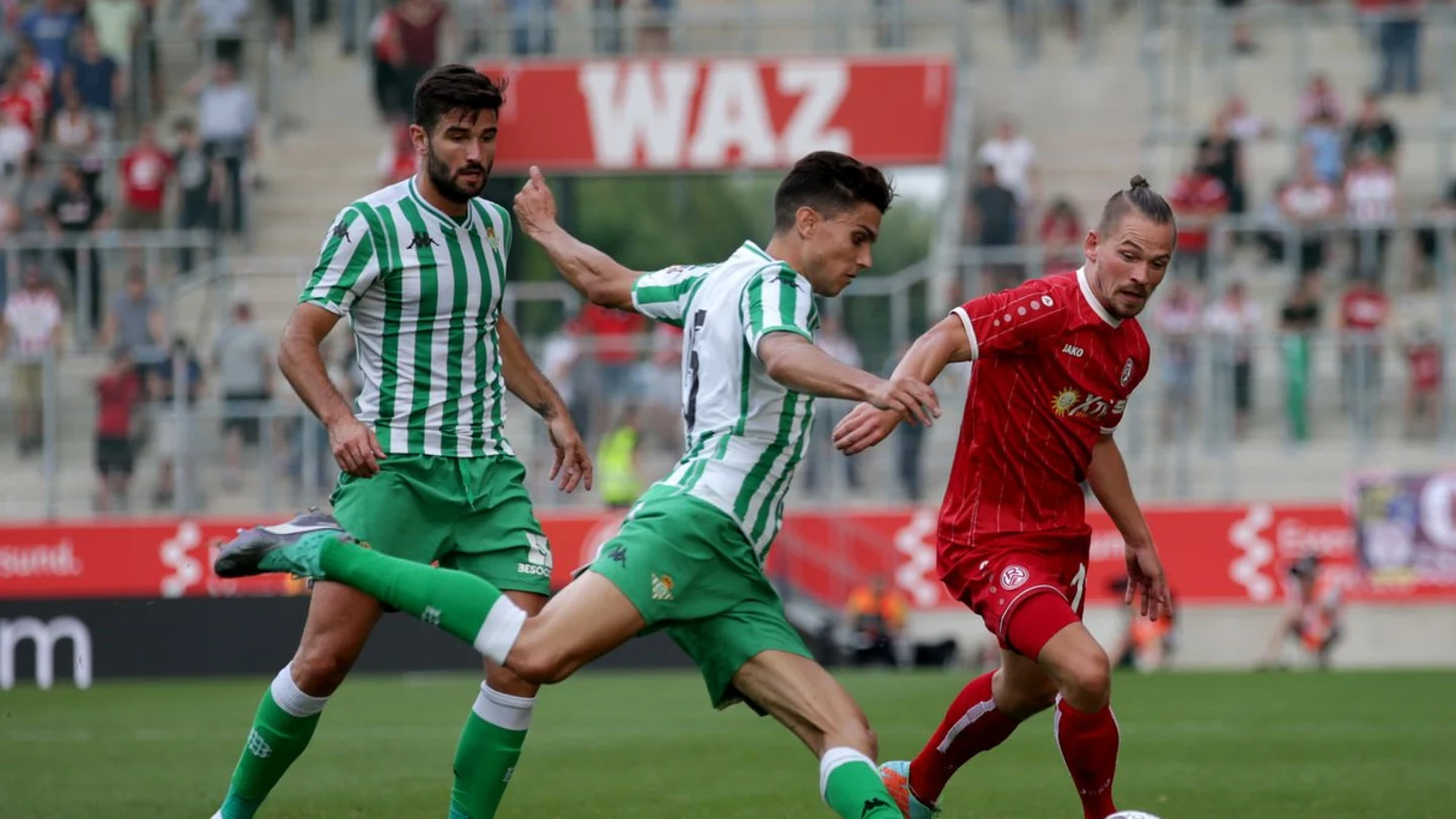 Bartra, con el Betis Bartra, con el Betis