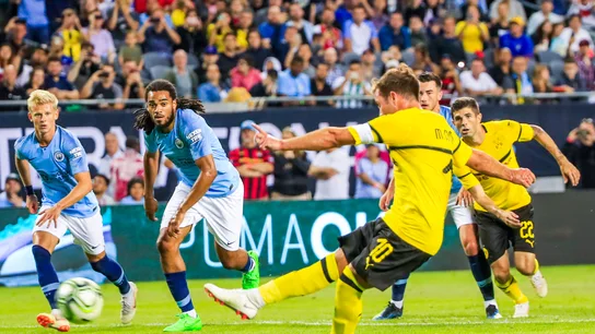 Götze marca de penalti el gol del triunfo del Dortmund sobre el Manchester City Götze marca de penalti el gol del triunfo del Dortmund sobre el Manchester City