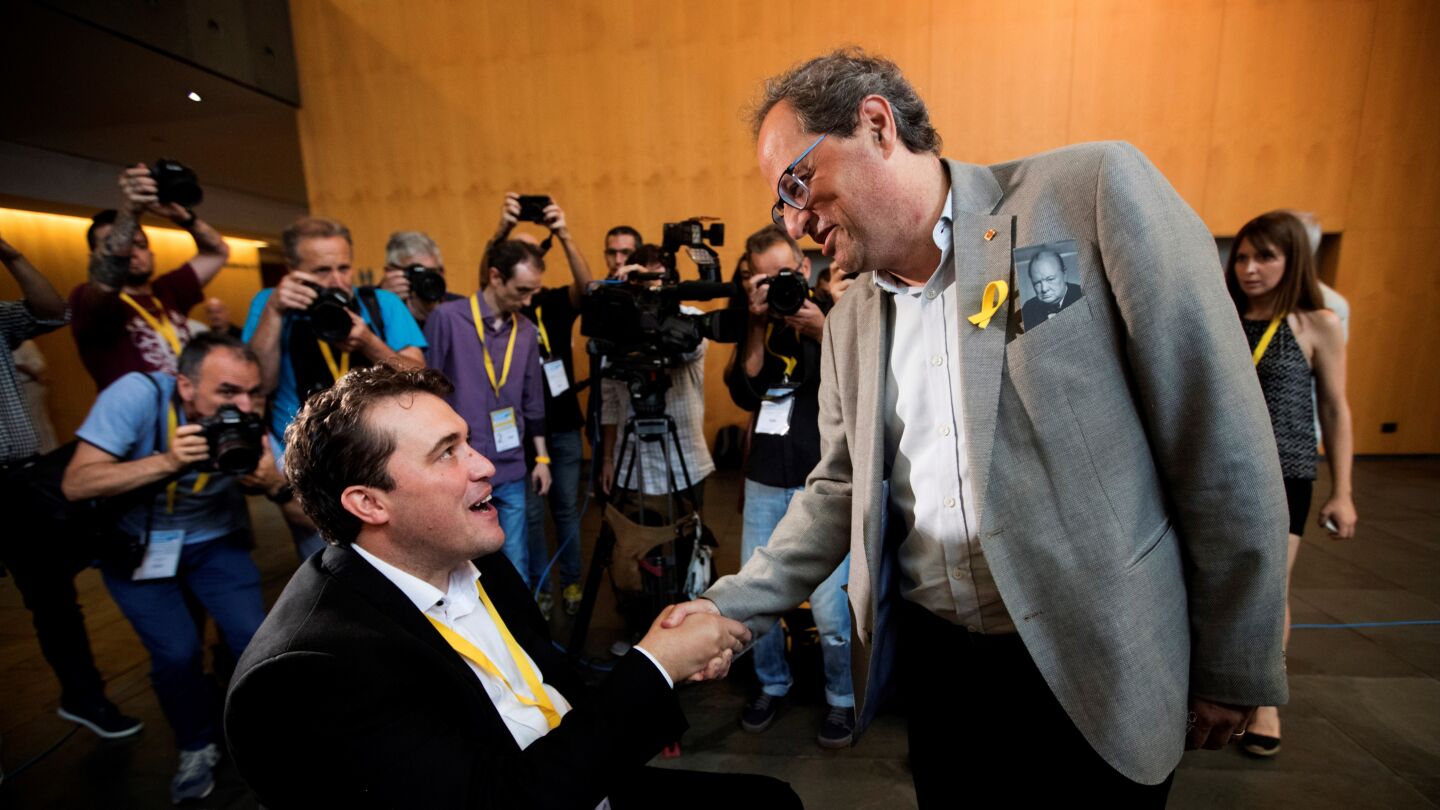 David Bonveh&iacute;, felicitado por el presidente de la Generalitat de Catalu&ntilde;a, Quim Torra 