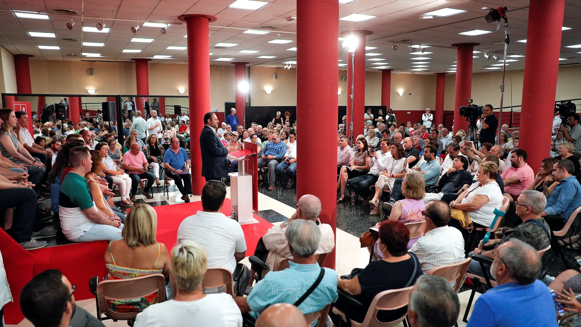 El secretario de Organización del PSOE y ministro de Fomento, José Luis Ábalos