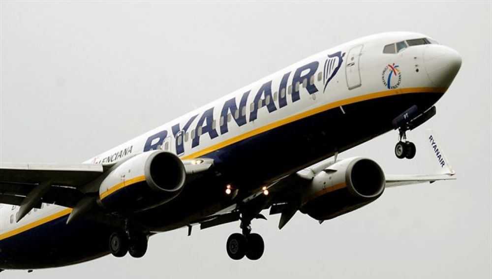 En la imagen un avión de la compañía irlandesa Ryanair