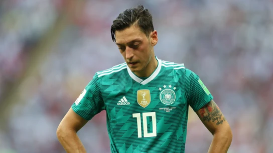 Mesut Özil con la selección alemana Mesut Özil con la selección alemana
