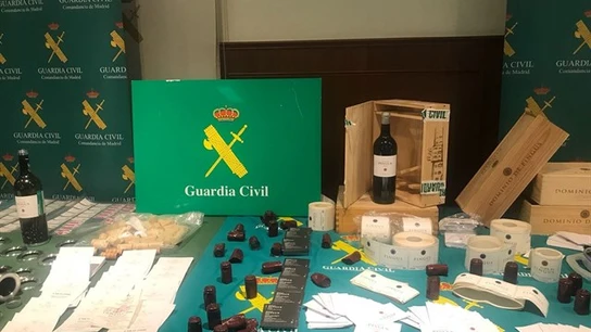 Imagen de la falsificación de vinos de alta gama Imagen de la falsificación de vinos de alta gama