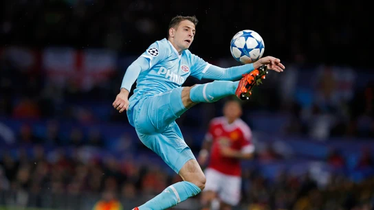 Santiago Arias, en un partido del PSV Santiago Arias, en un partido del PSV