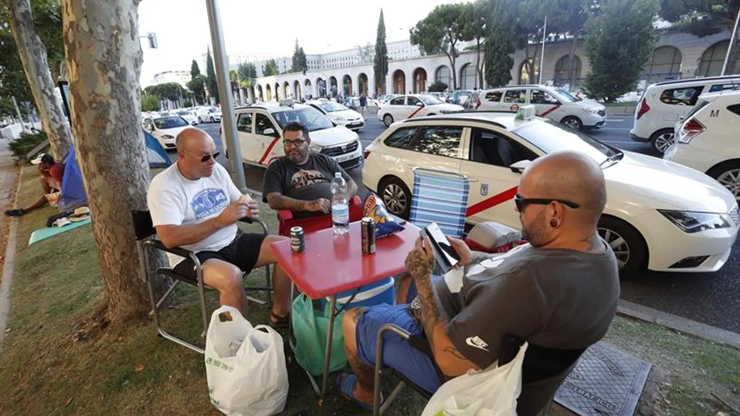 Las protestas de los taxistas españoles contra la proliferación de licencias VTC Las protestas de los taxistas españoles contra la proliferación de licencias VTC