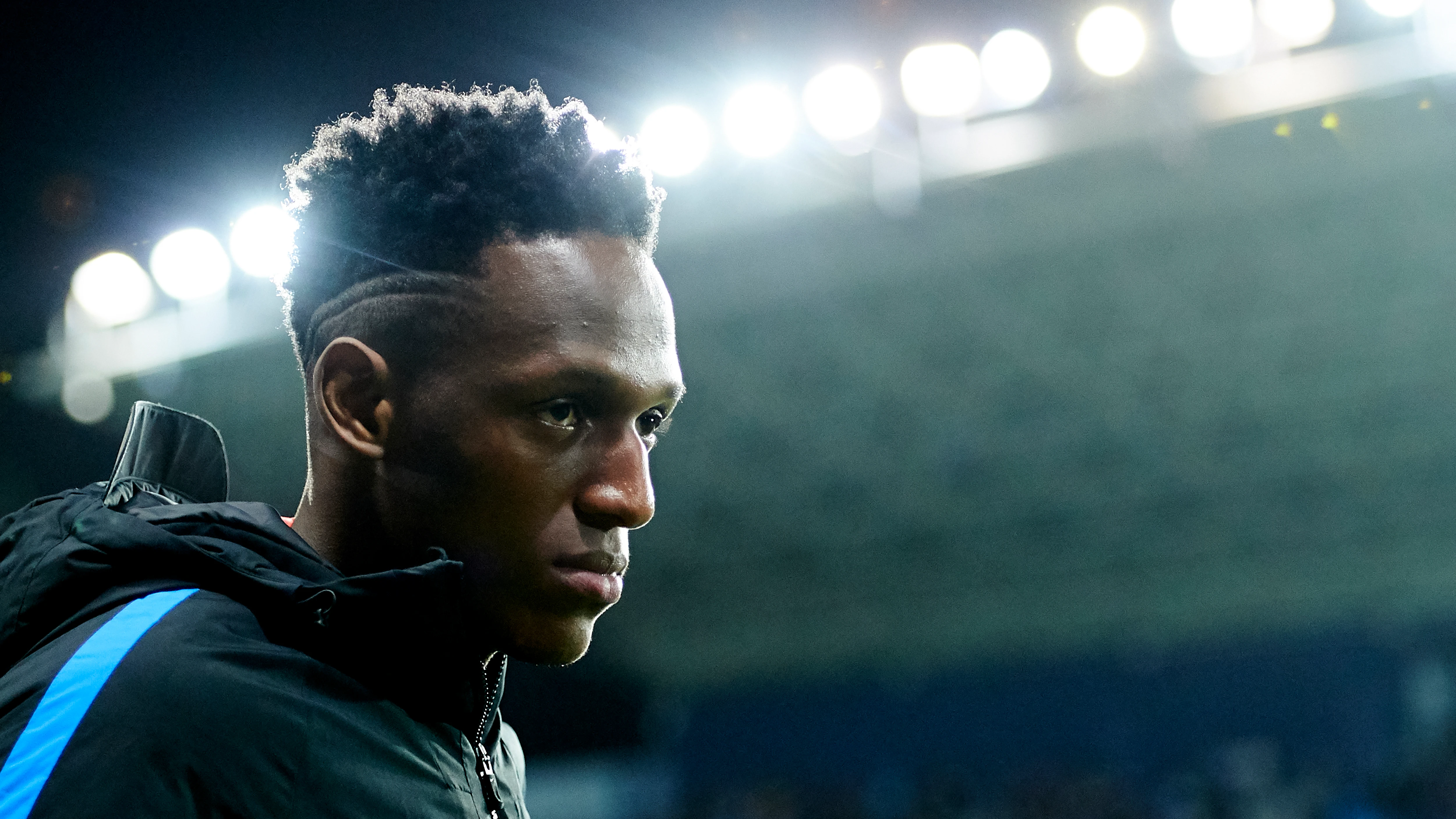 Yerry Mina con el Barcelona