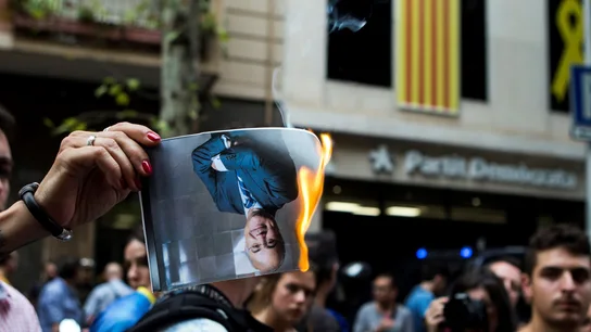 Protestas frente a la sede del PDeCAT Protestas frente a la sede del PDeCAT