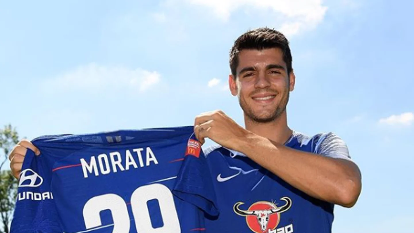 Álvaro Morata con su nuevo dorsal Álvaro Morata con su nuevo dorsal