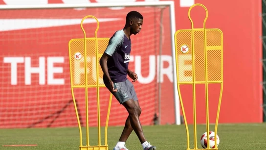 Dembélé, en el entrenamiento del Barça en la Ciudad Deportiva Dembélé, en el entrenamiento del Barça en la Ciudad Deportiva