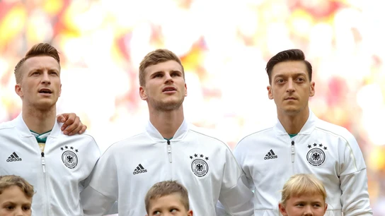 Selección alemana cantando el himno Selección alemana cantando el himno