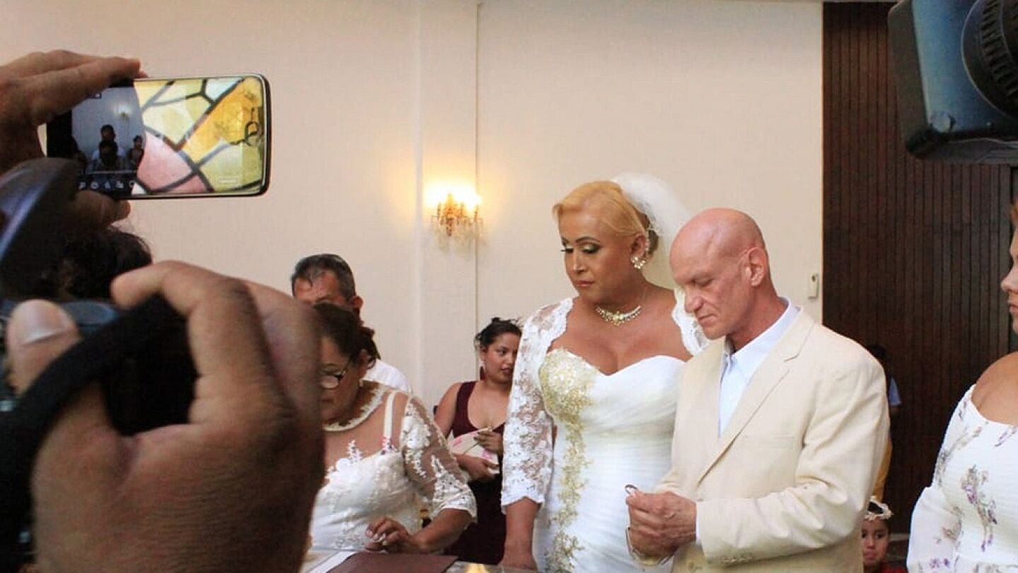 Celebran la primera boda de una mujer trans en el estado mexicano de Veracruz