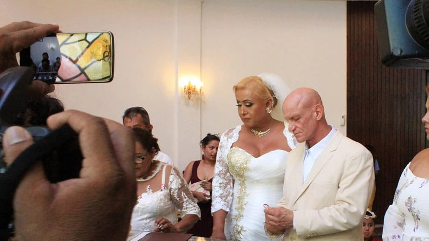 Celebran la primera boda de una mujer trans en el estado mexicano de Veracruz Celebran la primera boda de una mujer trans en el estado mexicano de Veracruz