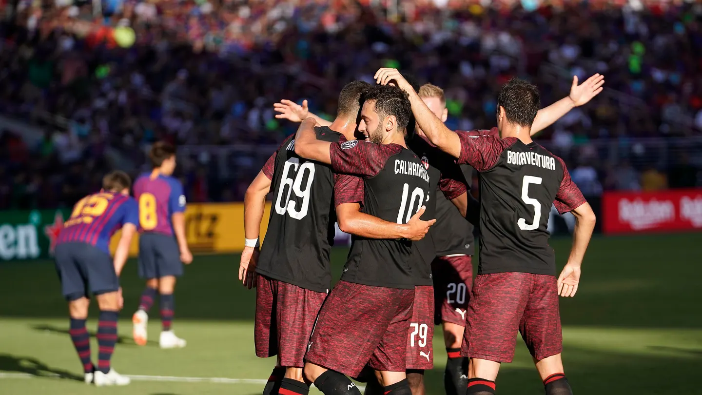 André Silva y sus compañeros celebran el gol ante el Barcelona André Silva y sus compañeros celebran el gol ante el Barcelona