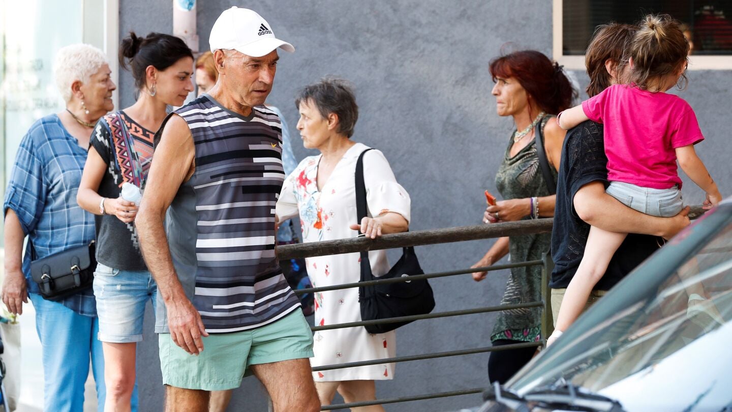 Santi Potros a la salida de la comida en Lasarte
