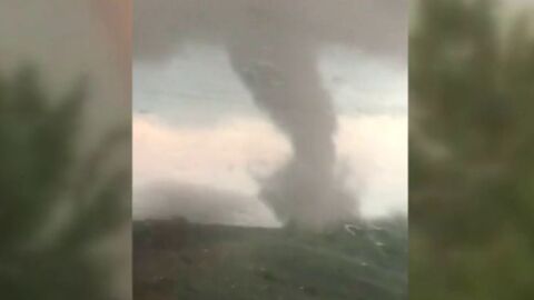 Tornado en Canad&aacute;