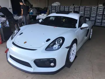 Porsche-Cayman-R-GT-2018-Romain-Dumas Porsche-Cayman-R-GT-2018-Romain-Dumas