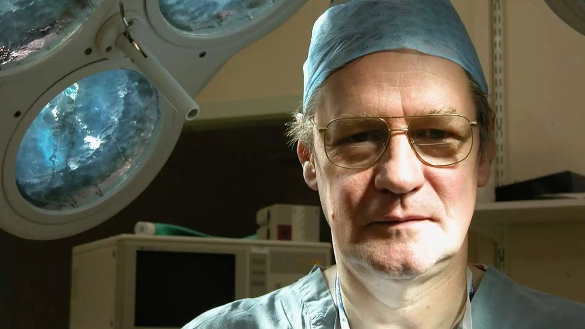 La batalla contra la muerte en la mesa de operaciones