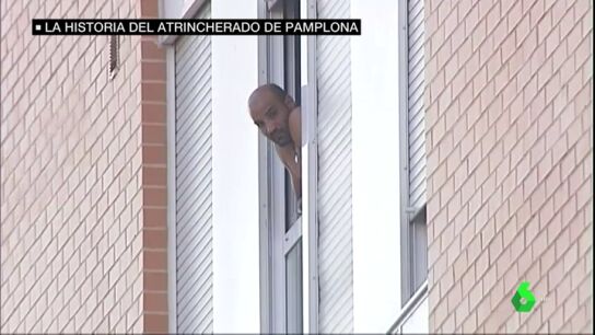 El v&iacute;deo que resume las seis horas que Mois&eacute;s estuvo atrincherado tras matar al padre de su novia: "&iquest;D&oacute;nde est&aacute; la perra de su hija?"