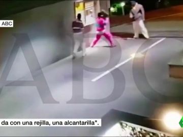 Tres encapuchados intentan asaltar un hotel de Alcalá de Henares con una alcantarilla Tres encapuchados intentan asaltar un hotel de Alcalá de Henares con una alcantarilla