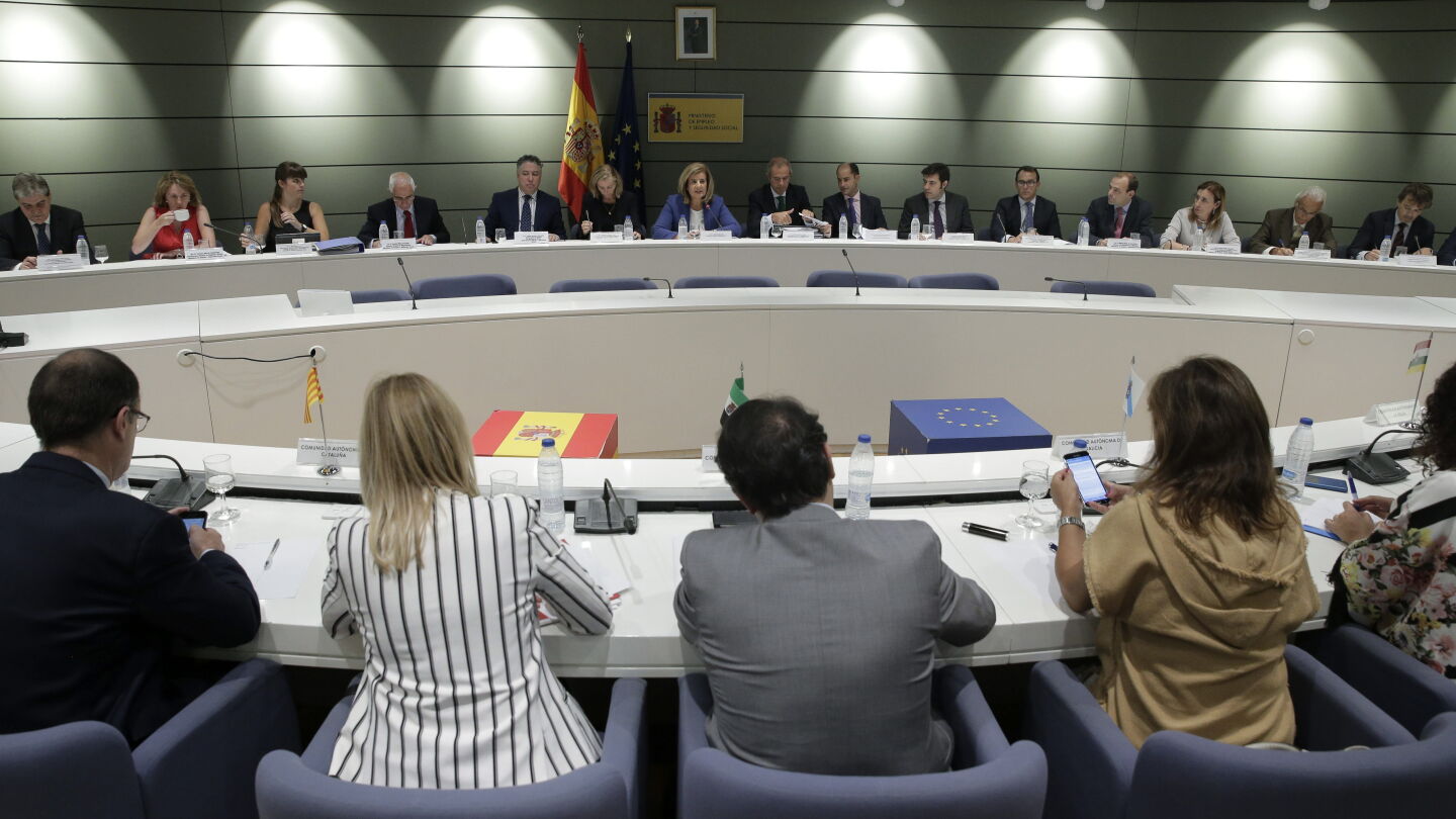 Vista general de una de las &uacute;ltimas Conferencias Sectoriales de Inmigraci&oacute;n presidida por la exministra de Empleo F&aacute;tima B&aacute;&ntilde;ez